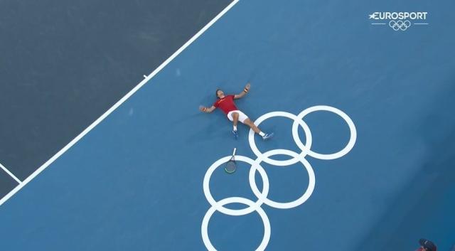 1627728820906080678.jpg 布斯塔铜牌.jpg